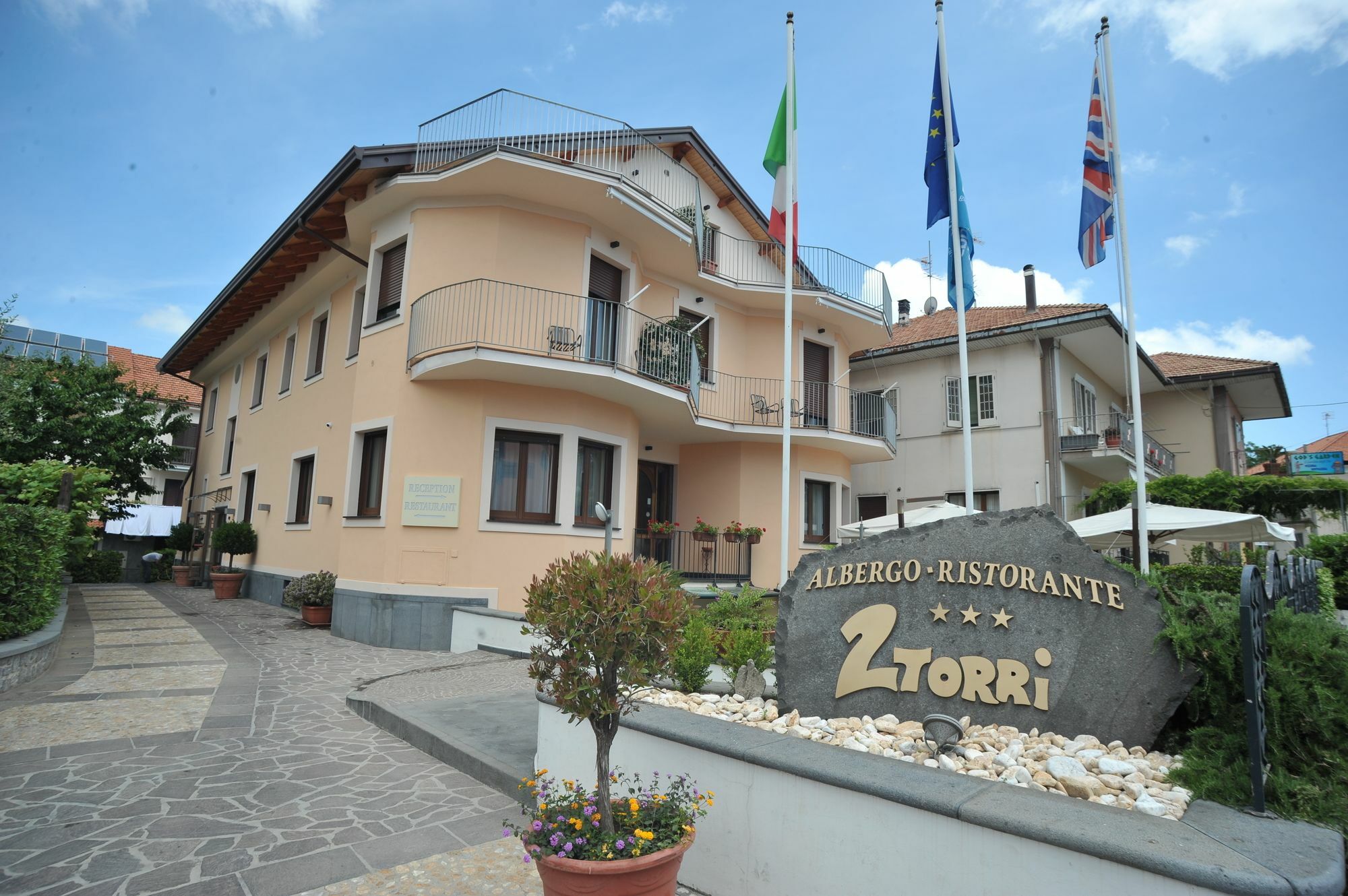 Due Torri Hotel 3*